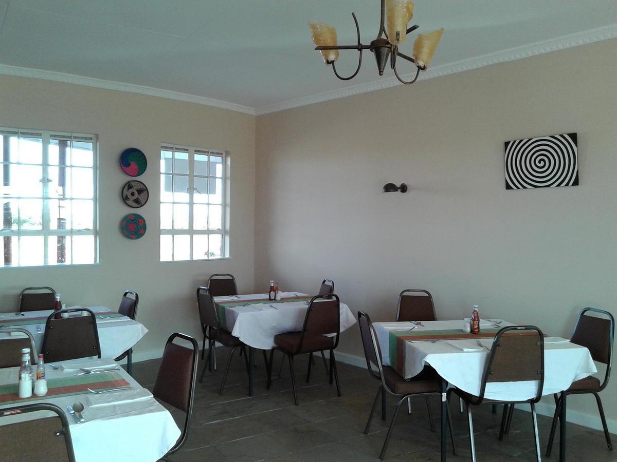 Tumaini Gardens Bed and Breakfast Kajiado Exteriör bild